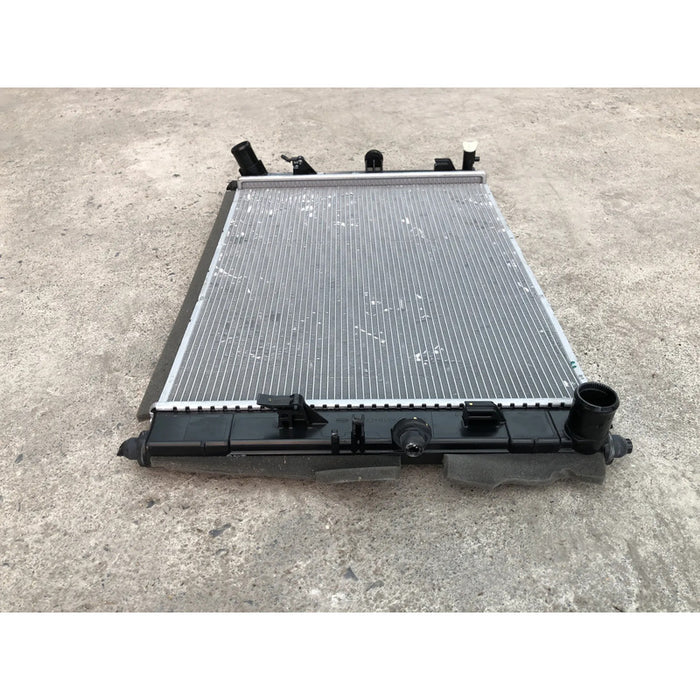 Radiador Original Para Mazda Mx5 2015, 2016, 2017, 2018, 2019, 2020, 2021, 2022, 2023, 2024 Motor 2.0
