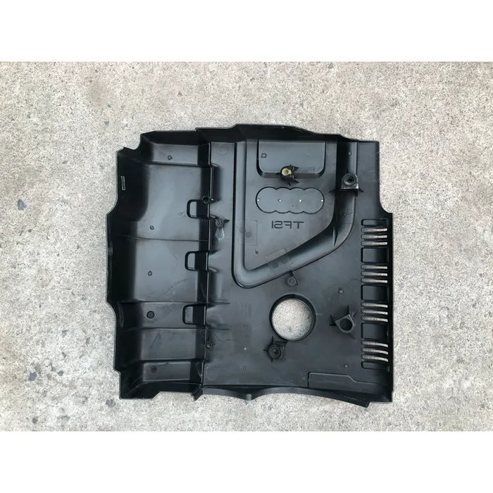 Cubierta De Motor Para Audi A5 2009, 2010, 2011 - Motor 2.0 Litros, 4 Cilindros - Original