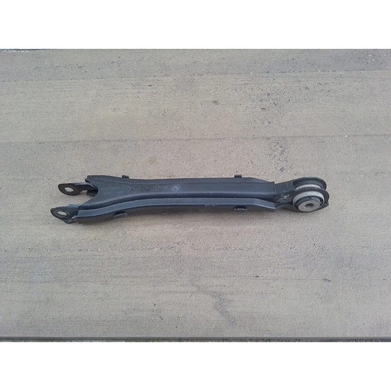 Tirante Trasero Inferior Izquierdo Para Mercedes Benz C300 2008, 2009, 2010, 2011, 2012, 2013, 2014 (motor 1.8 Litros)