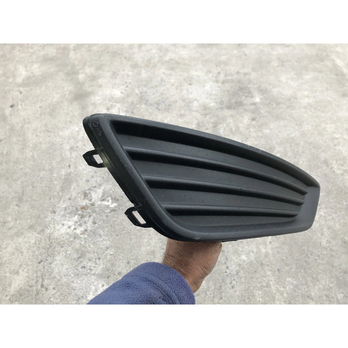 Parrilla Inferior Derecha Para Ford Focus 2015, 2016, 2017, 2018 Mate