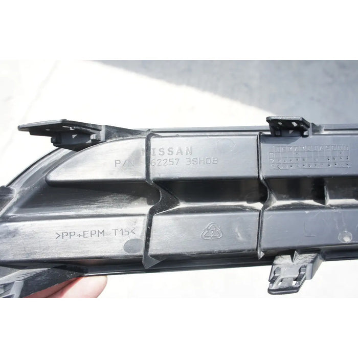 Parrilla Izquierda En Defensa Para Nissan Sentra 2013, 2014, 2015 - Original Mate
