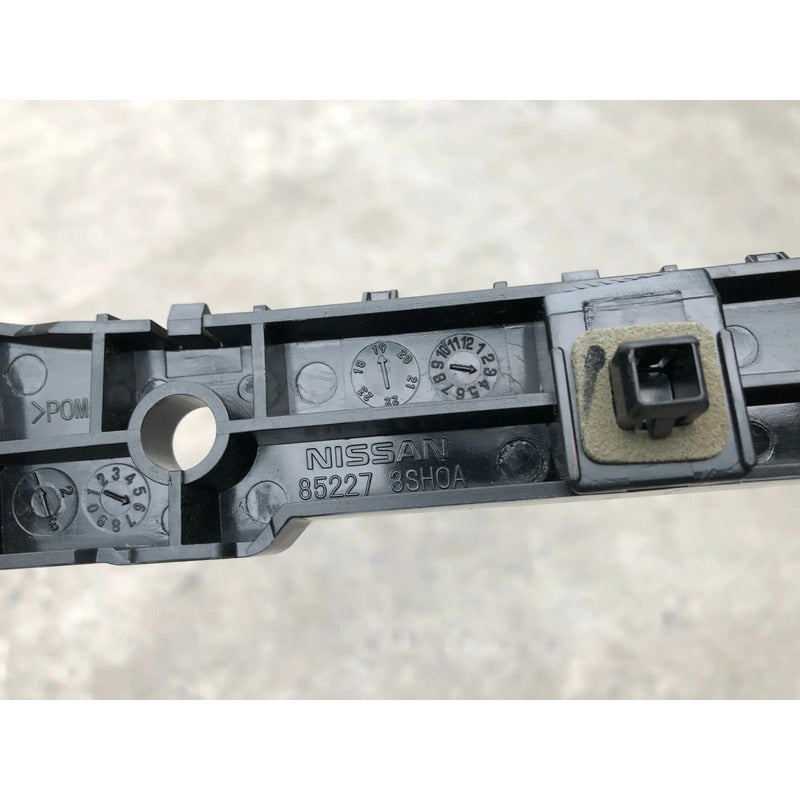 Guia De Defensa Trasera Izquierda Para Nissan Sentra 2013, 2014, 2015, 2016, 2017, 2018, 2019
