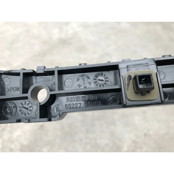 Guia De Defensa Trasera Izquierda Para Nissan Sentra 2013, 2014, 2015, 2016, 2017, 2018, 2019
