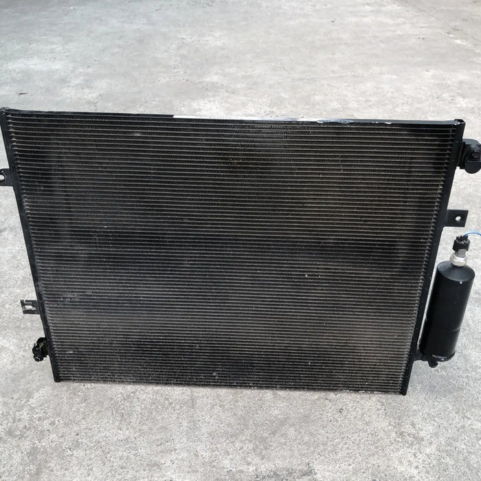 Condensador Original Para Nissan Titan 2017, 2018, 2019 Motor 5.6