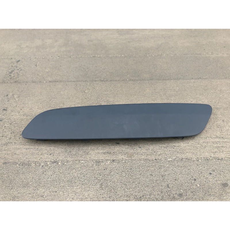Moldura Facia Delantera Izquierda Para Volkswagen Golf 2005, 2006, 2007, 2008, 2009, 2010 Negro