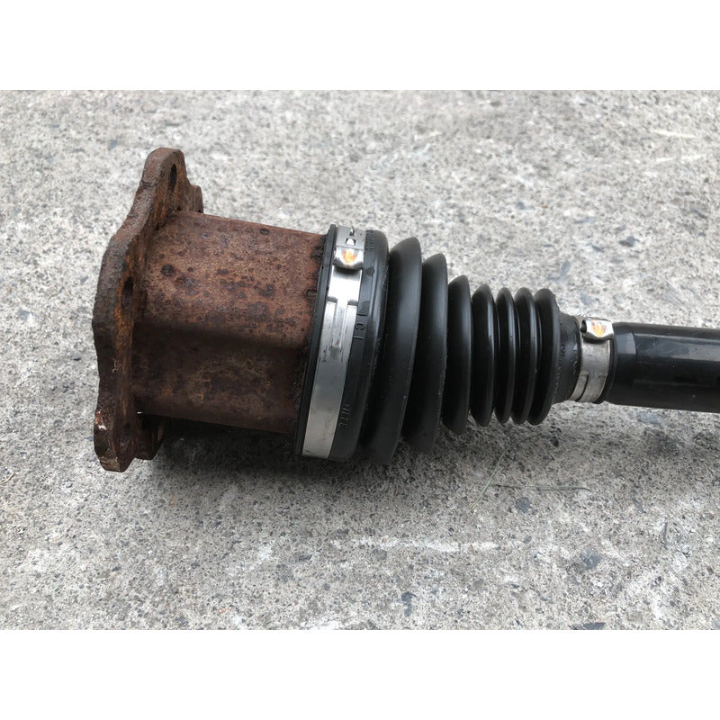 Junta Homocinetica Delantera Izquierda para Audi A5 2008, 2009, 2010, 2011, 2012 Motor 2.0