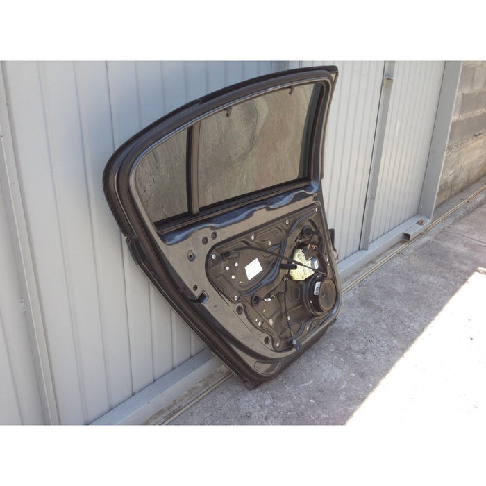 Puerta Trasera Izquierda Volkswagen Passat 2006 Al 2010
