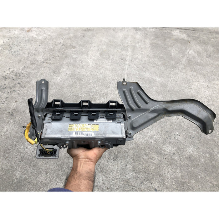 Bolsa De Aire Rodillas Piloto Venza 2009 Al 2016 Original