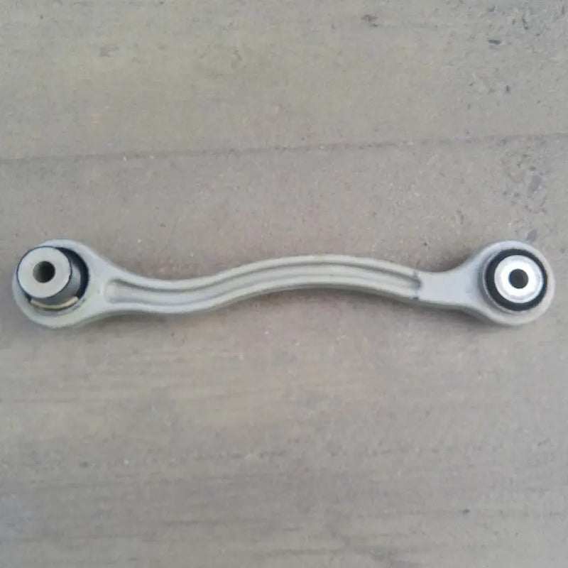 Tirante Trasero Izquierdo Para Mercedes Benz C300 2008, 2009, 2010, 2011, 2012, 2013, 2014 (motor 1.8 Litros) Original