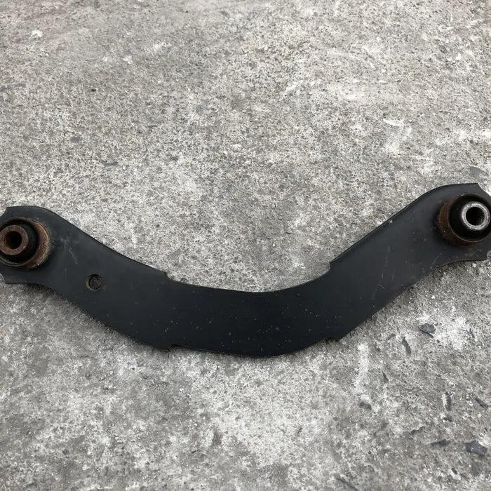 Tirante Trasero Izquierdo Superior Para Mitsubishi Outlander 2016, 2017, 2018, 2019, 2020 Motor 2.4