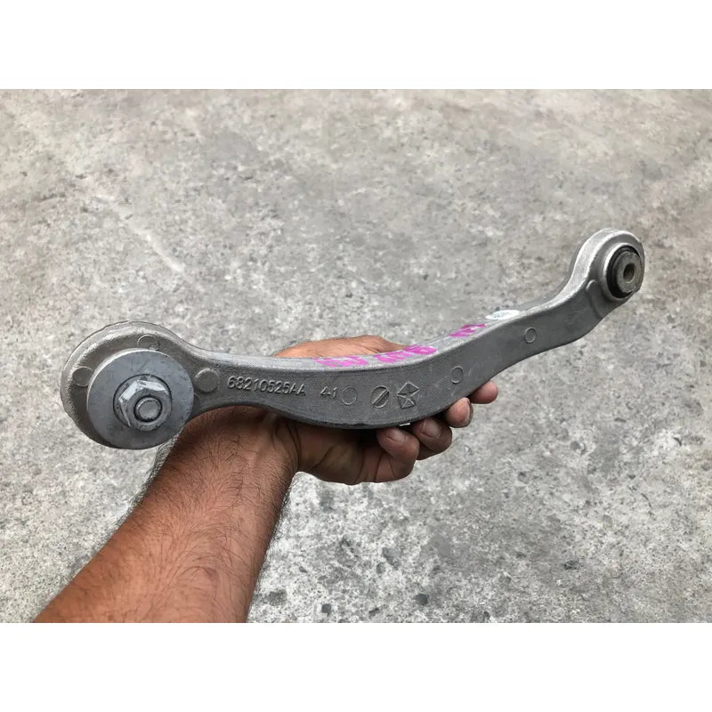 Tirante Trasero Izquierdo Superior Para Dodge Charger 2015, 2016, 2017, 2018, 2019, 2020, 2021 - Motor 3.6 Litros, V6, Original