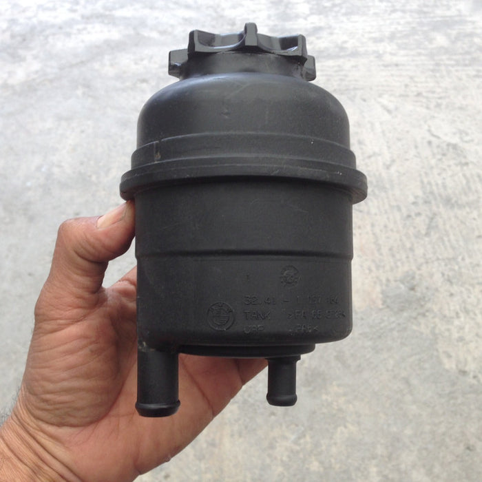 Deposito Dirección Hidráulico Bmw 323i 1997 Al 2001 2.5