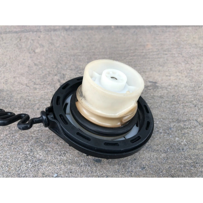 Tapon De Gasolina Para Jeep Patriot 2007, 2008, 2009, 2010, 2011, 2012, 2013, 2014, 2015, 2016, 2017 (original)