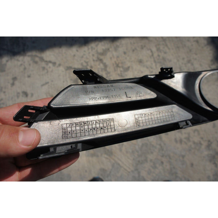 Bisel De Faro Delantero Izquierdo Para Nissan Sentra 2013, 2014, 2015 - Original Negro Izquierdo