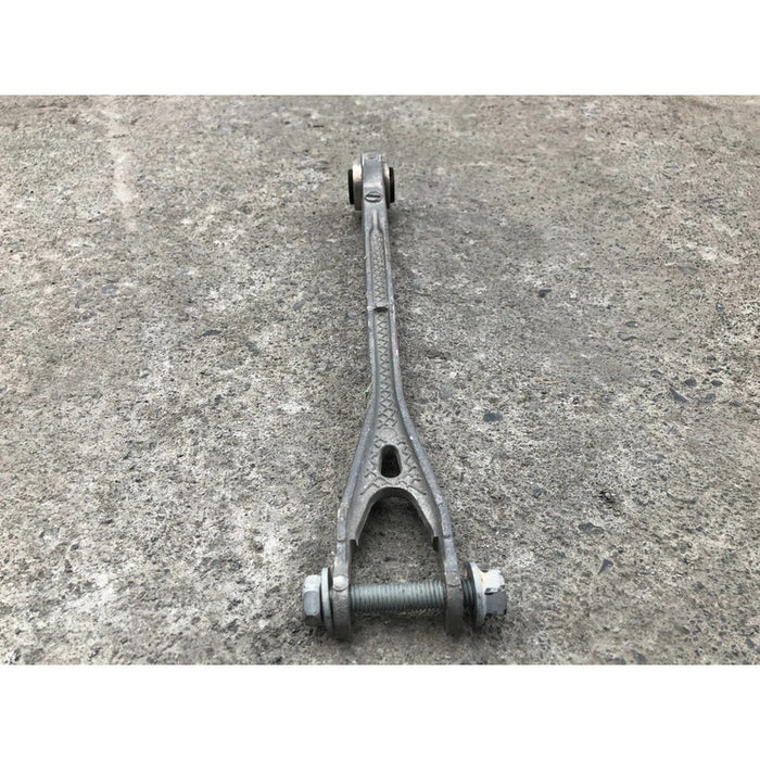 Tirante Trasero Izquierdo Inferior Para Dodge Charger 2015, 2016, 2017, 2018, 2019, 2020, 2021 - Motor 3.6 Litros, V6, Original