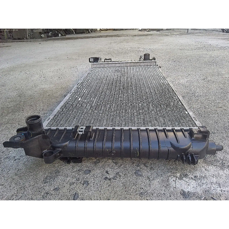 Radiador Agua Original Para Chevrolet Tahoe 2015, 2016, 2017, 2018, 2019, 2020 Motor 5.3 L