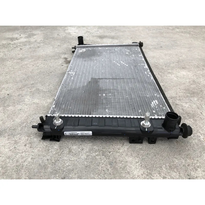 Radiador Original Para Nissan Altima 2019, 2020, 2021, 2022, 2023, 2024, 2025 Motor 2.5