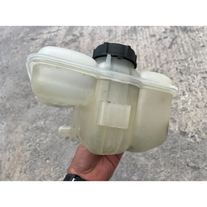 Deposito De Anticongelante Para Mazda 3 2004, 2005, 2006, 2007, 2008, 2009, 2010, 2011, 2012 (original)