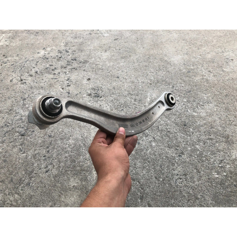 Tirante Trasero Izquierdo Superior Para Mercedes Benz C300 2015, 2016, 2017, 2018, 2019, 2020, 2021, 2022, 2023, 2024, 2025 (motor 2.0 Litros) Original