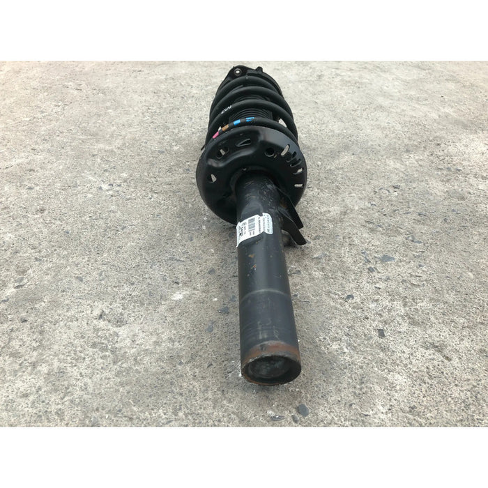 Amortiguador Delantero Izquierdo Para Volkswagen Jetta 2011, 2012, 2013, 2014, 2015, 2016, 2017, 2018 Motor 1.8 Original