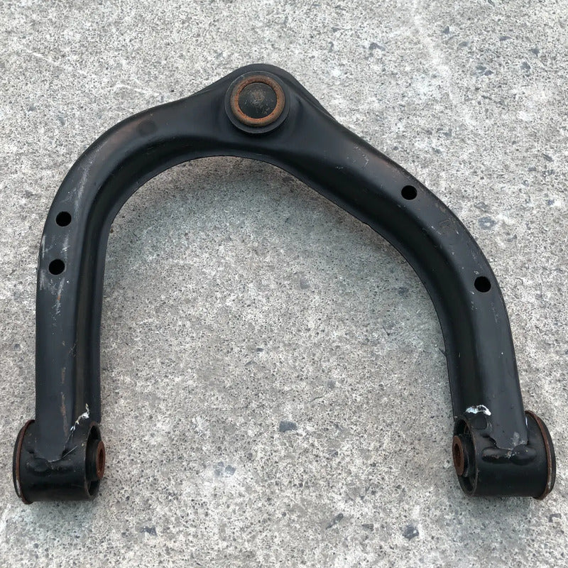 Horquilla Delantera Derecha Superior para Nissan Titan 2017 2018 2019 2020 2021 2022 2023 2024 4x2, Original
