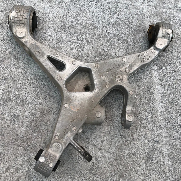 Horquilla Trasera Izquierda Para Jaguar Xf 2009, 2010, 2011, 2012, 2013, 2014, 2015 Motor 3.0 Original