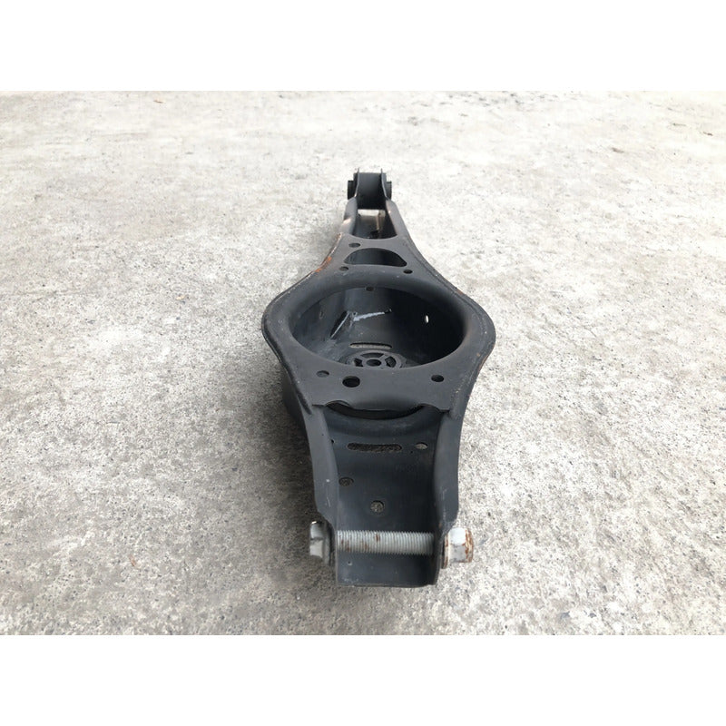Horquilla Trasera Izquierda Para Volkswagen Passat 2012, 2013, 2014, 2015, 2016, 2017, 2018, 2019, 2020, 2021 Motor 2.0 Original