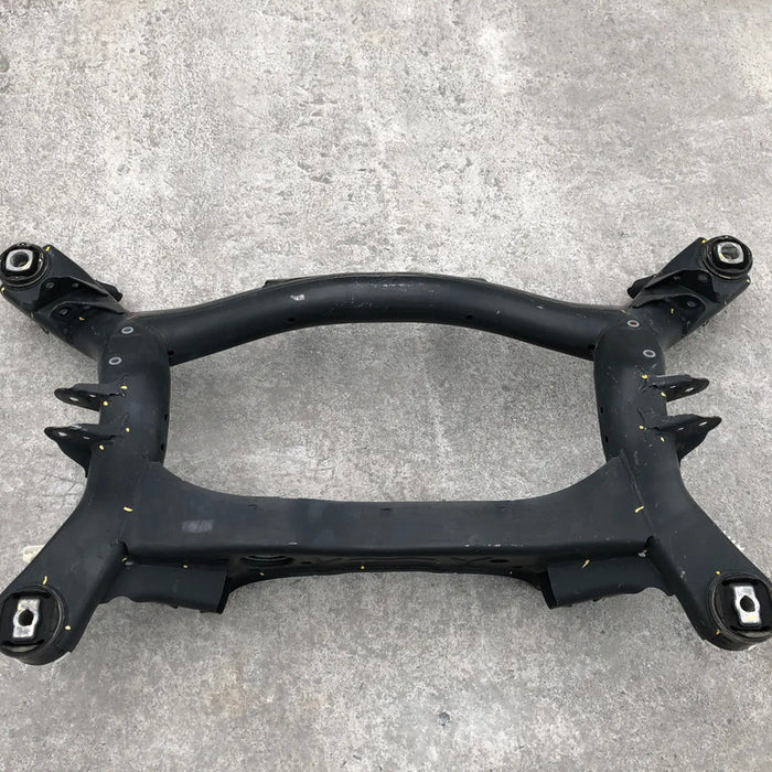 Puente Suspensión Trasero Bmw 320 2011 2012 2013 2014 2015 2016 2017 2018 Motor 2.0