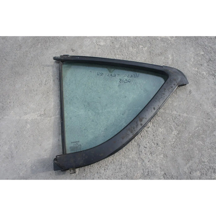 Vidrio De Puerta Costado Trasero Derecho Para Nissan Versa 2013, 2014, 2015, 2016, 2017, 2018