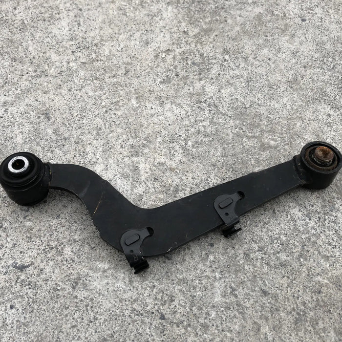 Tirante Trasero Derecho Superior Para Toyota Rav4 2013, 2014, 2015, 2016, 2017, 2018 Motor 2.5