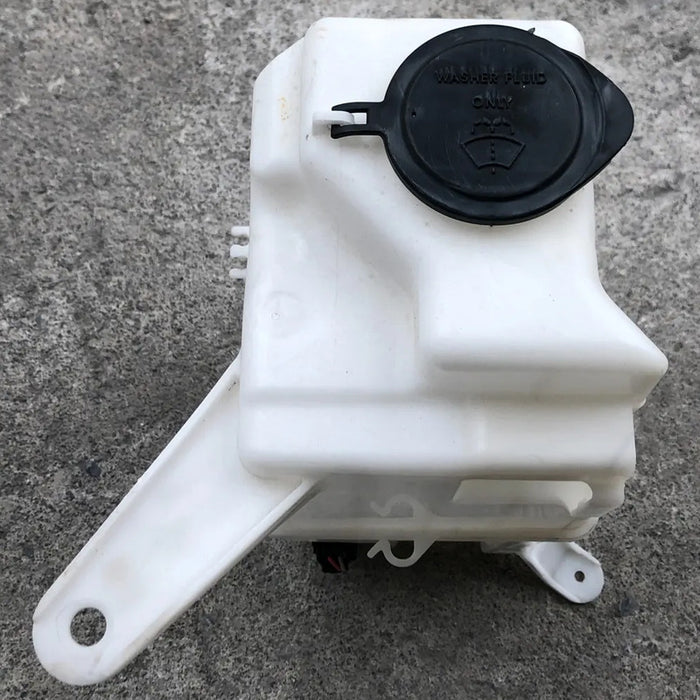 Deposito Limpia Parabrisas Para Toyota Tundra 2014, 2015, 2016, 2017, 2018, 2019, 2020, 2021