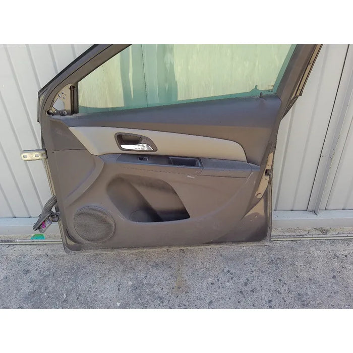 Puerta Delantera Derecha Para Chevrolet Cruze 2011, 2012, 2013, 2014, 2015 Original Delantera Derecho Plateado