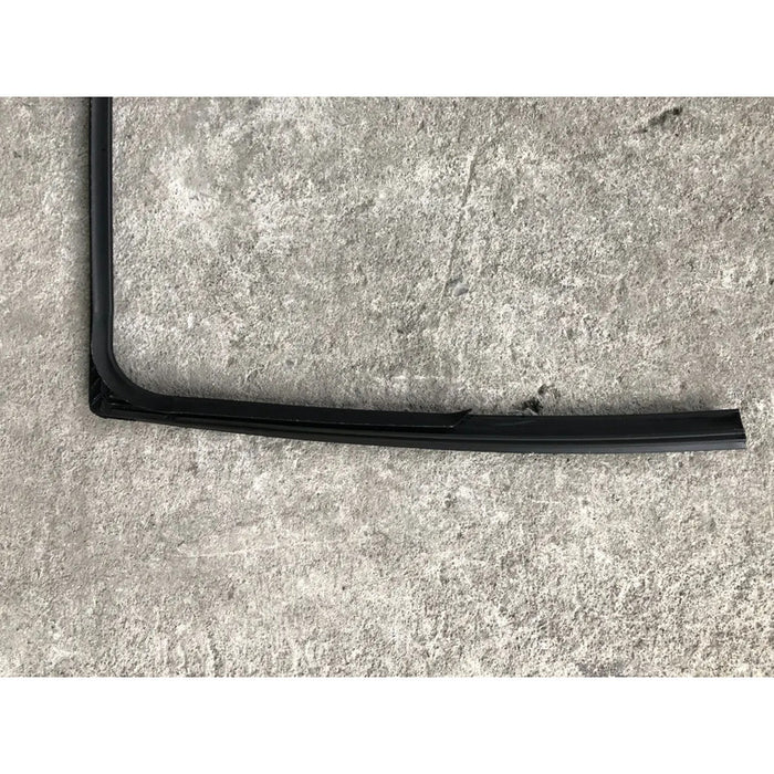Empaque Guía Vidrio Puerta Trasera Derecha Para Mazda 6 2014, 2015, 2016, 2017, 2018 Negro