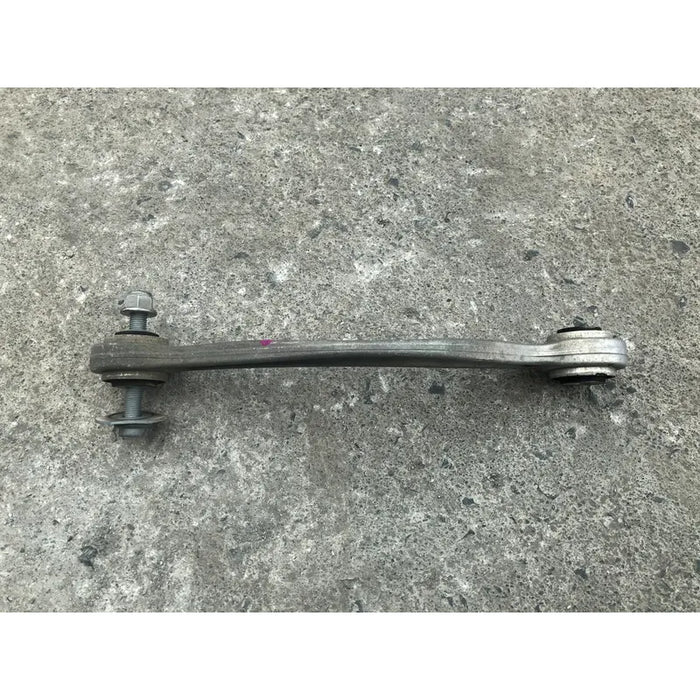 Tirante Trasero Derecho Superior Para Mercedes Benz C300 2015, 2016, 2017, 2018, 2019, 2020, 2021, 2022, 2023, 2024, 2025 (motor 2.0 Litros) Original