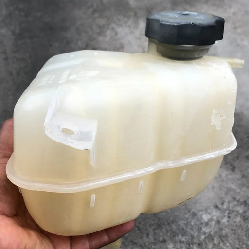 Deposito De Anticongelante Para Chevrolet Malibu 2008, 2009, 2010, 2011, 2012 Motor 2.4 (original)