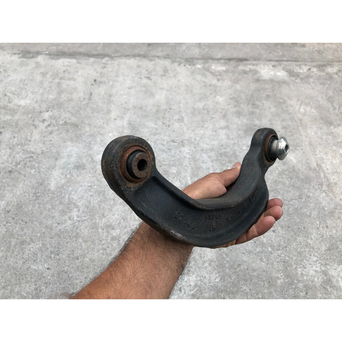 Tirante Trasero Izquierdo Superior Para Ford Mustang 2015, 2016, 2017, 2018, 2019, 2020, 2021, 2022, 2023 - Original