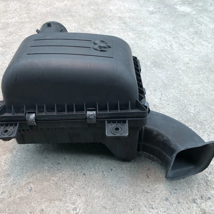 Porta Filtro De Aire Para Ram 2002, 2003, 2004, 2005, 2006, 2007, 2008, 2009, 2010, 2011, 2012, 2013, 2014, 2015, 2016, 2017, 2018, 2019, 2020 Motor 5.7 (original)