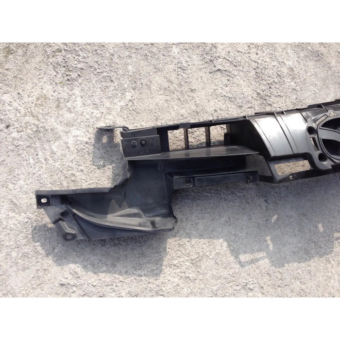Soporte Parrilla Central Original Para Mazda 5, Mazda5 2012, 2013, 2014, 2015 Plástico