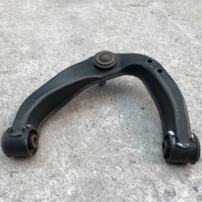 Horquilla Delantera Izquierda Superior Nissan Frontier 2005 2006 2007 2008 2009 2010 2011 2012 2013 2014 2015 2016 2017 2018 2019, Original