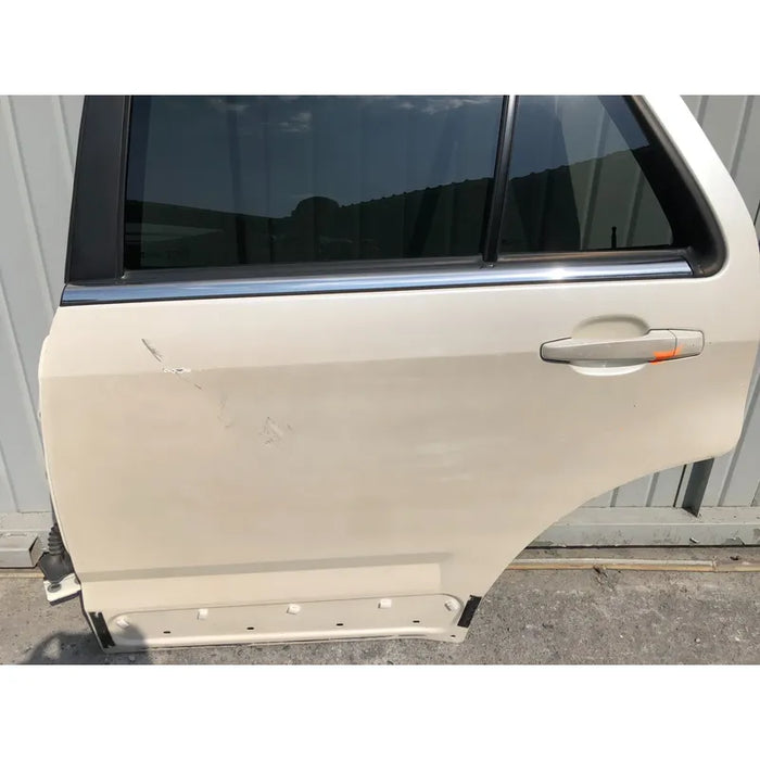 Puerta Trasera Izquierda Cadillac Srx 2004 2005 2006 2007 2008 Trasera Izquierdo Crema