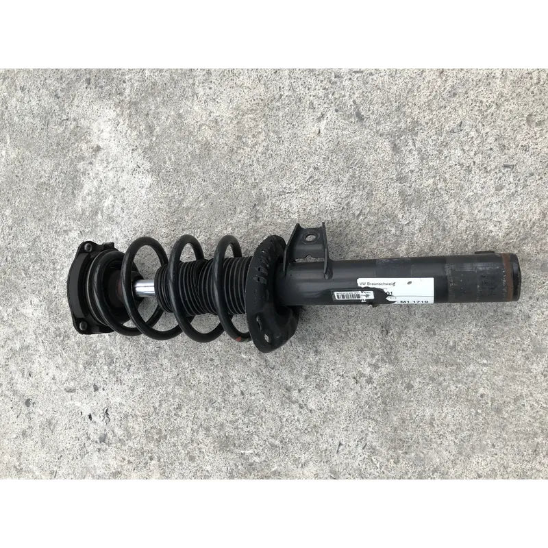 Amortiguador Delantero Derecho Para Volkswagen Tiguan 2009, 2010, 2011, 2012, 2013, 2014, 2015, 2016, 2017 Motor 2.0 Original