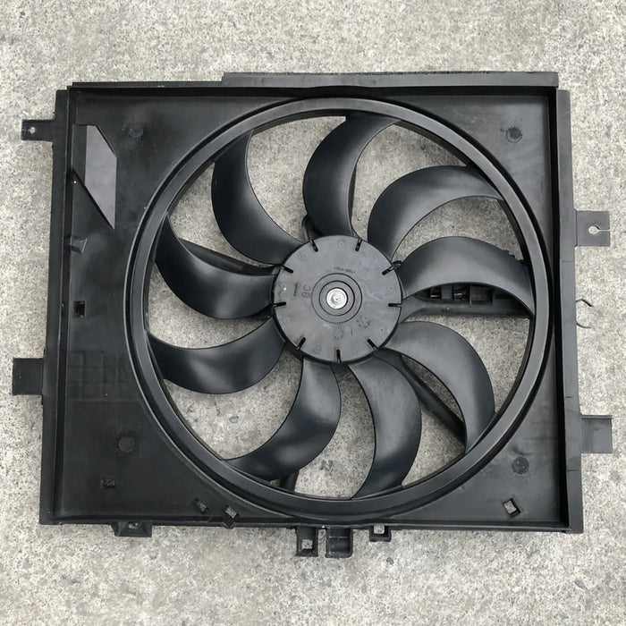 Motoventilador Para Nissan Versa 2015, 2016, 2017, 2018, 2019 Motor 1.6 Original