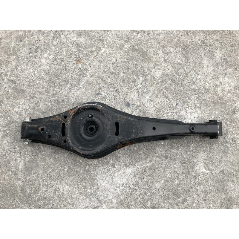 Horquilla Trasera Izquierda Para Volkswagen Passat 2012, 2013, 2014, 2015, 2016, 2017, 2018, 2019, 2020, 2021 Motor 2.0 Original