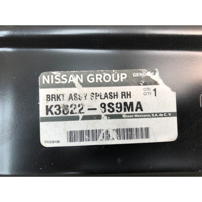 Lodera Soporte En Batea Derecha Nissan Np300 2008 Al 2015