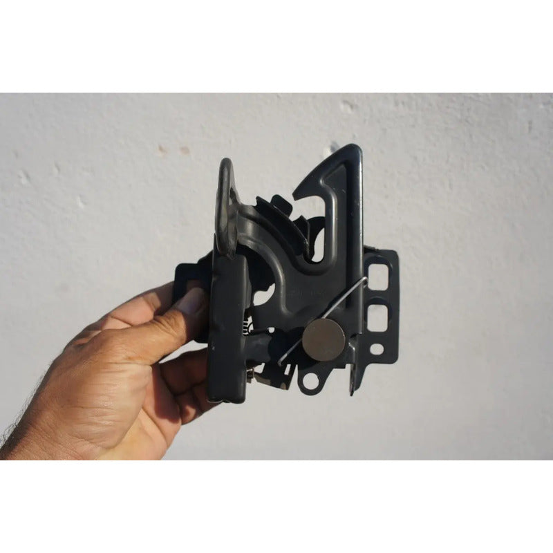 Chapa De Cofre Para Cadillac Cts 2003, 2004, 2005, 2006, 2007 (original)