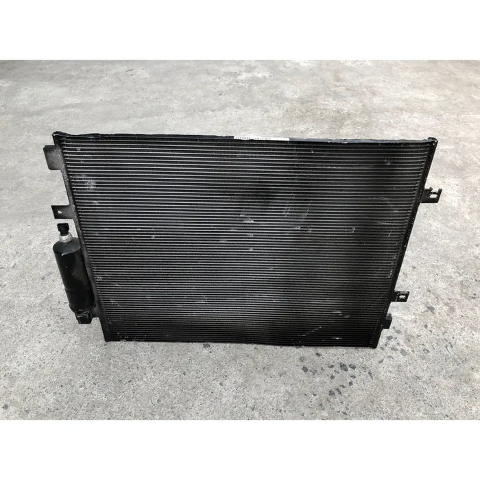 Condensador Para Nissan Titan 2017, 2018, 2019 - Motor 5.6 Litros - Original