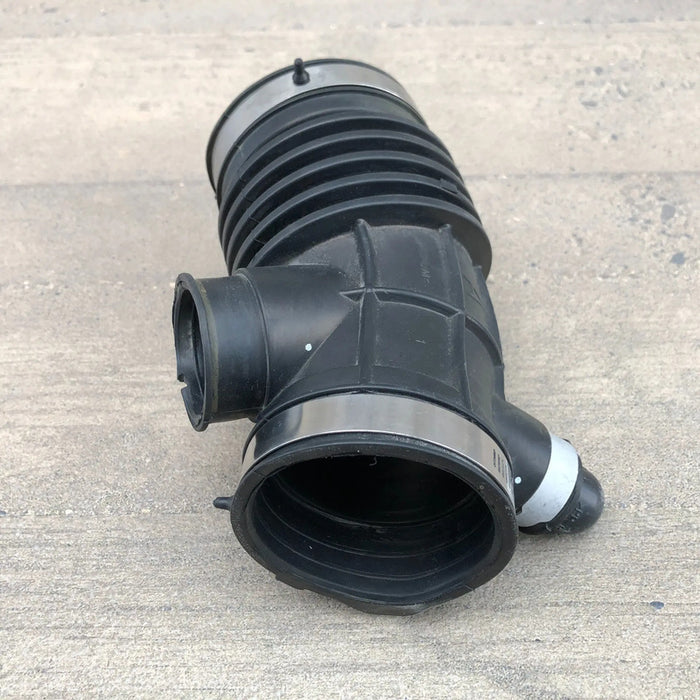Manguera De Porta Filtro - Para Nissan Rogue 2014, 2015, 2016, 2017, 2018 - Motor 2.5 Litros - Oem Original