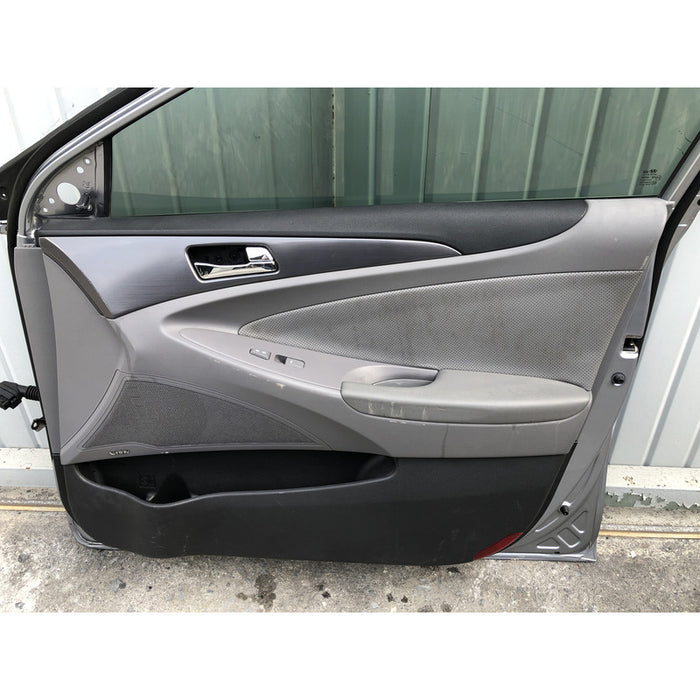 Puerta Delantera Derecha Original Para Sonata 2015, 2016, 2017, 2018, 2019 Delantera Derecho Plateado
