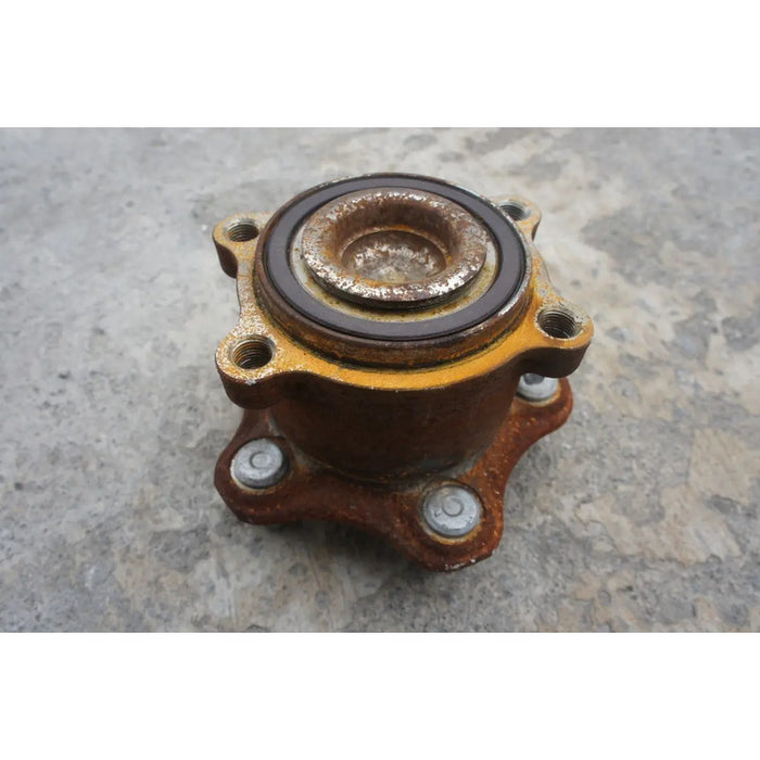 Maza Balero Trasera Derecha Para Nissan Pathfinder 2013, 2014, 2015, 2016, 2017 - Motor 3.5 Litros, V6