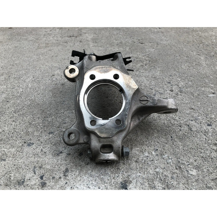 Mango Delantero Izquierdo Para Nissan Rogue 2021, 2022, 2023, 2024, 2025 - Motor 2.5 Litros, 4 Cilindros - Original
